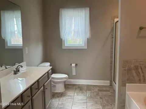 Bath - 38 Treasure Way, Hampstead, NC 28443 photo 2 of 3