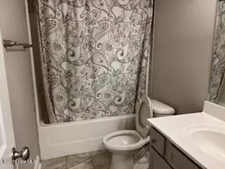Bath - 38 Treasure Way, Hampstead, NC 28443 photo 3 of 3