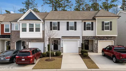 12 E Willow Trace Way, Clayton, NC 27527