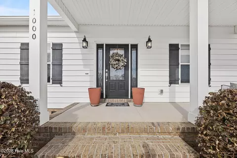 Exterior - 1000 Gregory Fork Rd, Richlands, NC 28574 photo 3 of 16