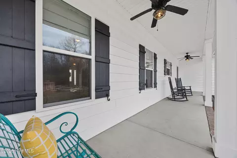 Exterior - 1000 Gregory Fork Rd, Richlands, NC 28574 photo 9 of 16
