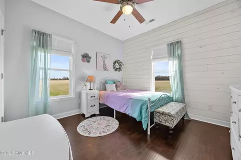 Bedroom - 1000 Gregory Fork Rd, Richlands, NC 28574 photo 1 of 7