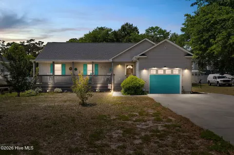 2799 Sea Aire Dr SW, Supply, NC 28462