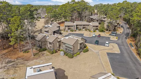View/Area - 10 Pine Tree Rd # 122, Pinehurst, NC 28374 photo 2 of 3