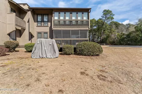 Exterior - 10 Pine Tree Rd # 122, Pinehurst, NC 28374 photo 6 of 7