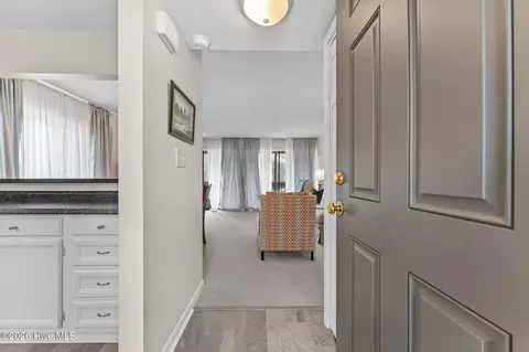 Entry Way - 10 Pine Tree Rd # 122, Pinehurst, NC 28374 photo 1 of 1