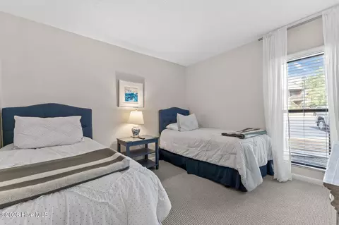 Bedroom - 10 Pine Tree Rd # 122, Pinehurst, NC 28374 photo 1 of 4