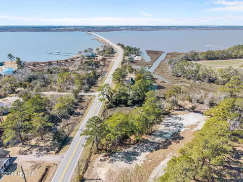 277 Hwy 70-bettie, Beaufort, NC 28516