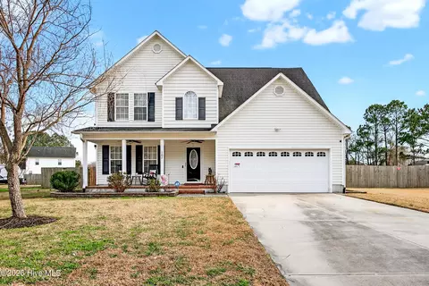 107 Brookhaven Dr, Richlands, NC 28574