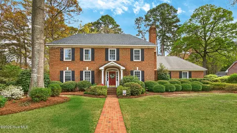 103 Kenilworth Rd, Greenville, NC 27858