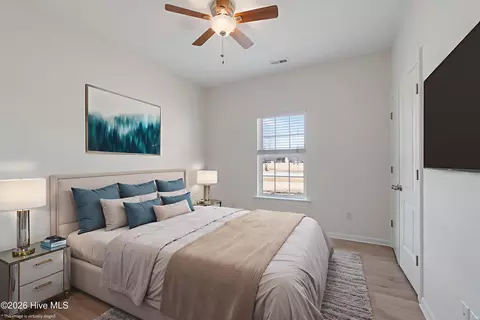 Bedroom - 116 Pond Pine Loop, Currituck, NC 27929 photo 3 of 3