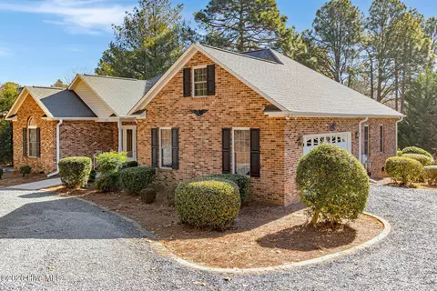 Exterior - 151 Longleaf Dr, West End, NC 27376 photo 3 of 7