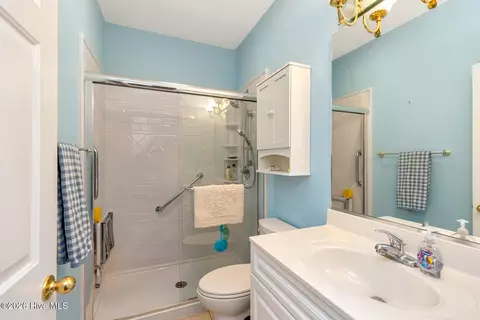 Bath - 151 Longleaf Dr, West End, NC 27376 photo 3 of 3
