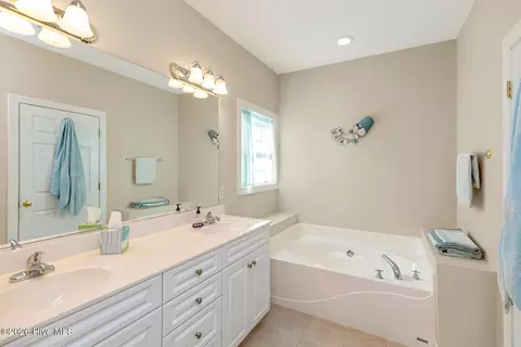 Bath - 151 Longleaf Dr, West End, NC 27376 photo 1 of 3