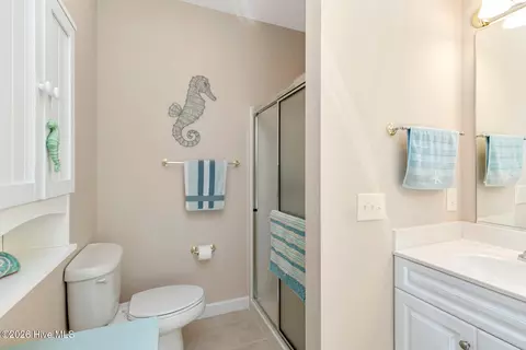 Bath - 151 Longleaf Dr, West End, NC 27376 photo 2 of 3