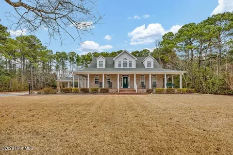 142 Foxwood Ln, Wilmington, NC 28409