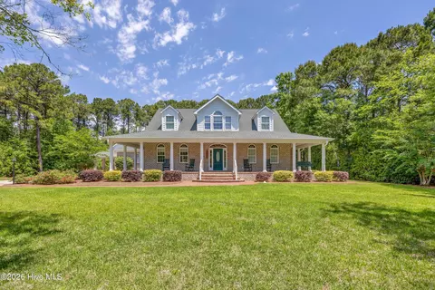 142 Foxwood Ln, Wilmington, NC 28409