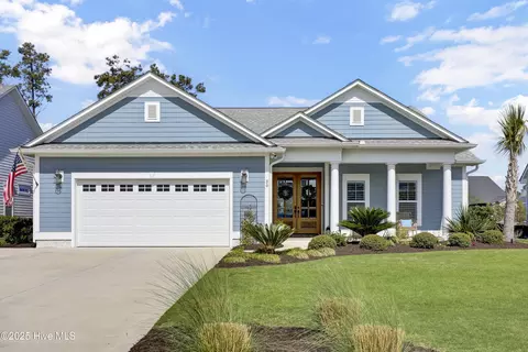 30 Knots Bend Dr, Hampstead, NC 28443