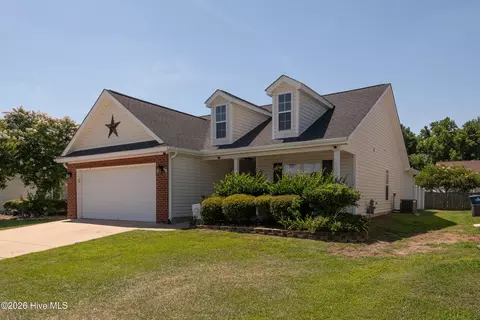 3704 Lena Ln, Greenville, NC 27834