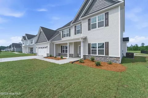 311 Water Wagon Trl, Jacksonville, NC 28546