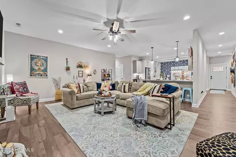 Entry Way - 220 Sugar Pine Dr, Pinehurst, NC 28374 photo 2 of 3
