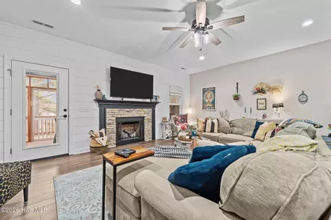 Living - 220 Sugar Pine Dr, Pinehurst, NC 28374 photo 1 of 1