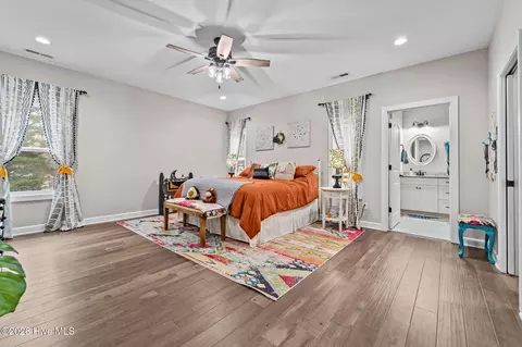 Bedroom - 220 Sugar Pine Dr, Pinehurst, NC 28374 photo 1 of 6