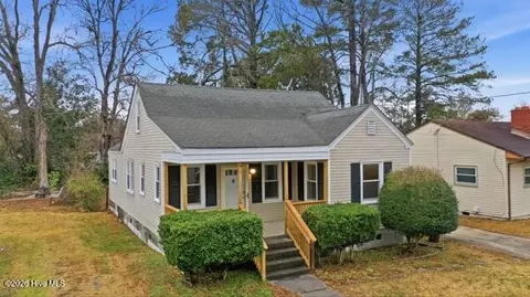 201 Harrell St, Elizabeth City, NC 27909