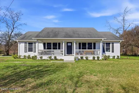1036 Wellstown Rd, Teachey, NC 28464