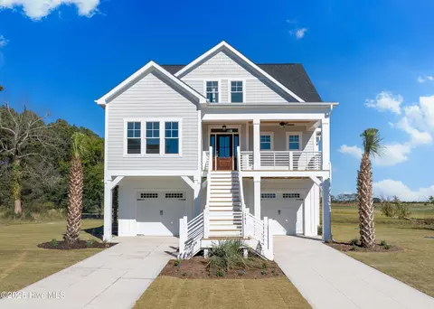 141 Bethea St, Holly Ridge, NC 28445