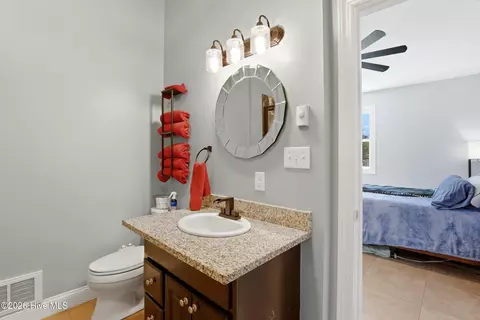 Bath - 335 Bull Tail Rd, Wallace, NC 28466 photo 1 of 8