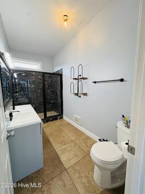Bath - 335 Bull Tail Rd, Wallace, NC 28466 photo 3 of 8
