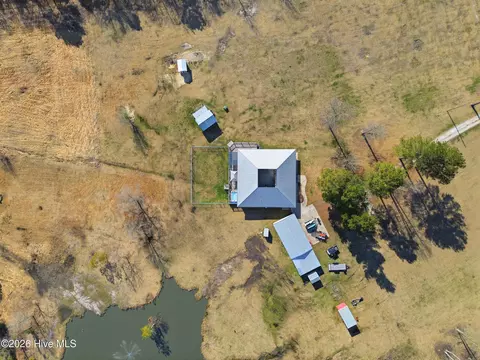 View/Area - 335 Bull Tail Rd, Wallace, NC 28466 photo 1 of 5