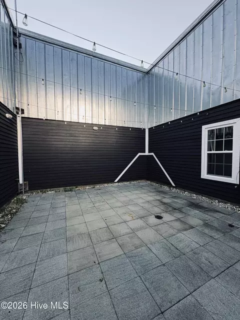 Exterior - 335 Bull Tail Rd, Wallace, NC 28466 photo 5 of 9