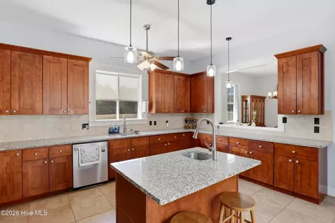 Kitchen - 335 Bull Tail Rd, Wallace, NC 28466 photo 2 of 3