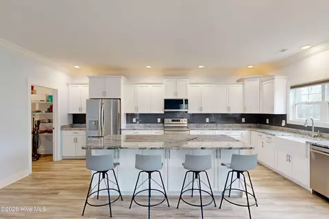 Kitchen - 110 Ruby Yopp Cir, Sneads Ferry, NC 28460 photo 2 of 8
