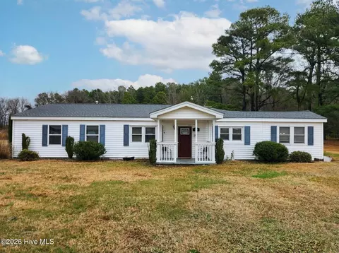 4136 Virginia Rd, Hobbsville, NC 27946