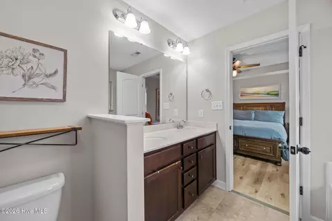 Entry Way - 203 Brice Ct, Hubert, NC 28539 photo 4 of 4