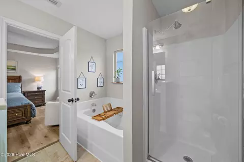 Bath - 203 Brice Ct, Hubert, NC 28539 photo 2 of 3