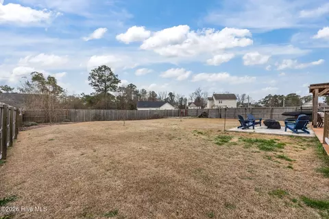 Exterior - 203 Brice Ct, Hubert, NC 28539 photo 6 of 18