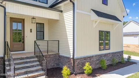 Exterior - 40 Stream View Way, Spring Hope, NC 27882 photo 4 of 10