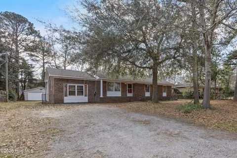 141 Mohican Trl, Wilmington, NC 28409