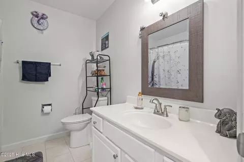 Bath - 39 Bedford Cir, Pinehurst, NC 28374 photo 2 of 2
