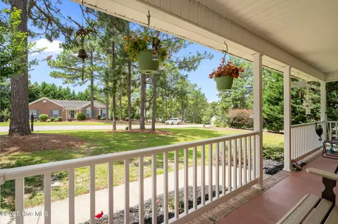 Exterior - 39 Bedford Cir, Pinehurst, NC 28374 photo 3 of 7