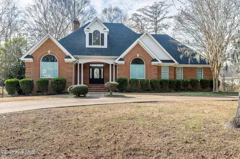 225 Beech Point Blvd, Hertford, NC 27944