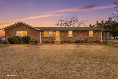 157 Seymour Dr, Camden, NC 27921