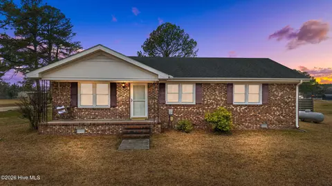 113 N White Post Rd, Pinetown, NC 27865