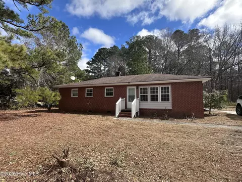 400 Country Club Rd, Jacksonville, NC 28546