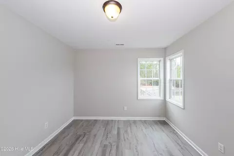 Bedroom - 213 Loren Rd, Hubert, NC 28539 photo 2 of 7