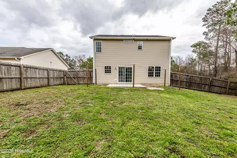 Exterior - 213 Loren Rd, Hubert, NC 28539 photo 2 of 2
